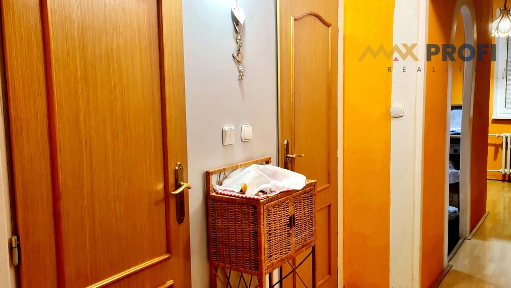 Na predaj, 1izb. byt  - 51 m2, Martin, Záturčie