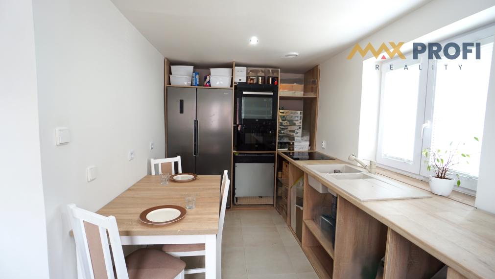 Na predaj, rodinný dom, 138m2  – pokoj, krb a moderné technológie, Martin, Bystrička