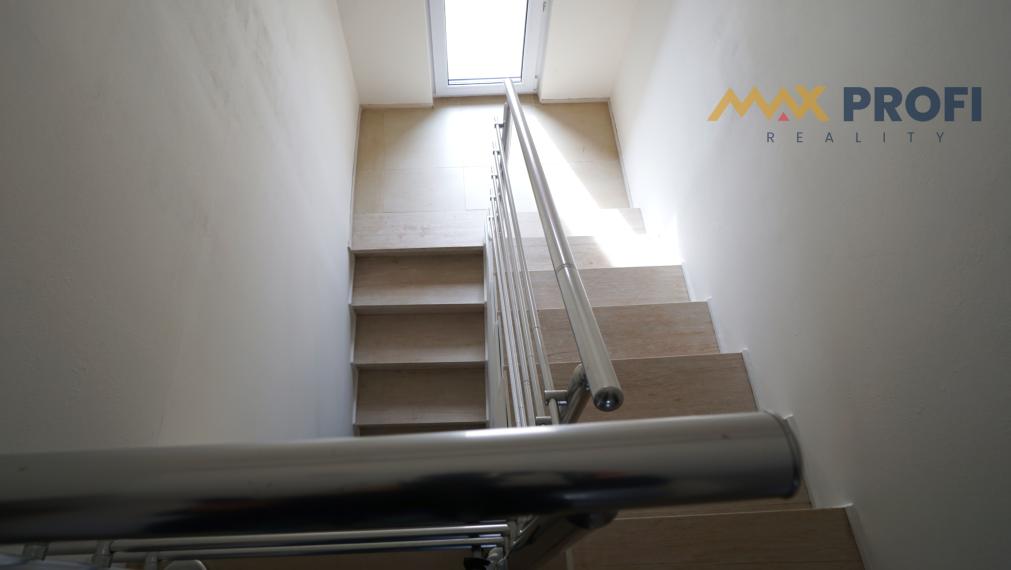 Na predaj, rodinný dom, 138m2  – pokoj, krb a moderné technológie, Martin, Bystrička