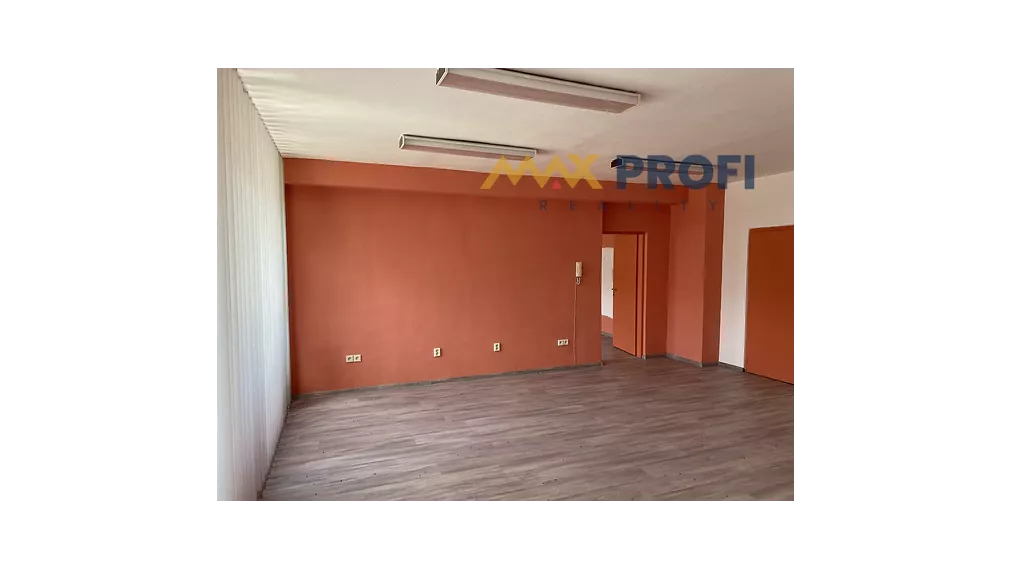 Prenájom, komerčné, kancelárske priestory, rôzne rozlohy miestností, Martin - širšie centrum