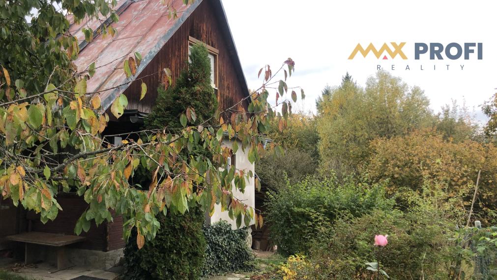 Predaj slnečnej záhrady/stavebného pozemku s chatkou, 692m2,  Martin