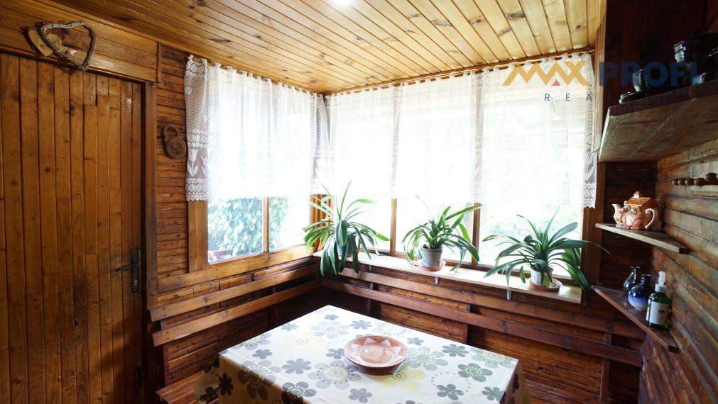 Predaj slnečnej záhrady/stavebného pozemku s chatkou, 692m2,  Martin