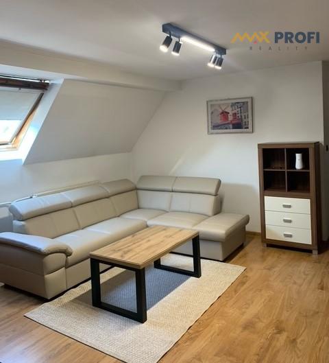 Na prenájom 2 izbový byt, 68 m2,  Martin - Centrum