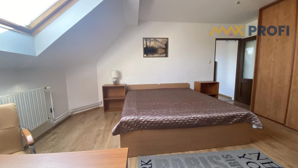 Na prenájom 2 izbový byt, 68 m2,  Martin - Centrum