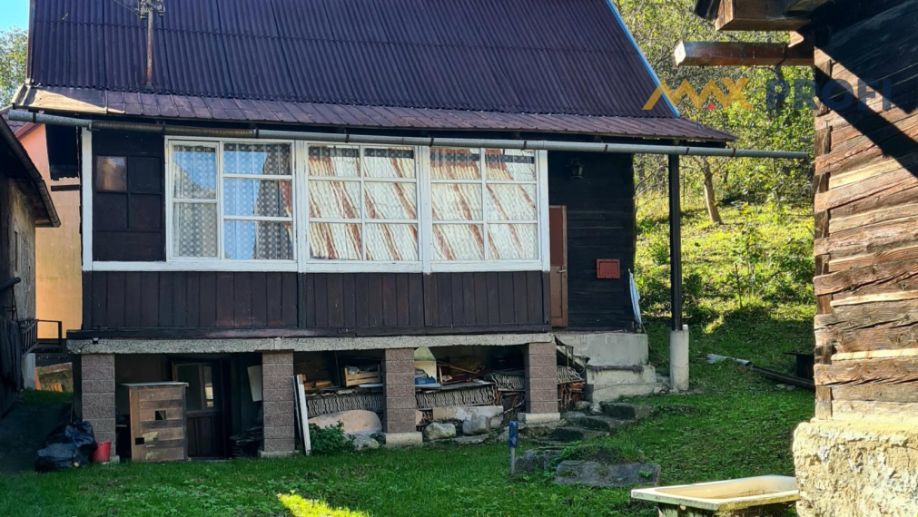 Na predaj, domček 54m2 s veľkým humnom 106m2, Rojkov-Stankovany, Ružomberok