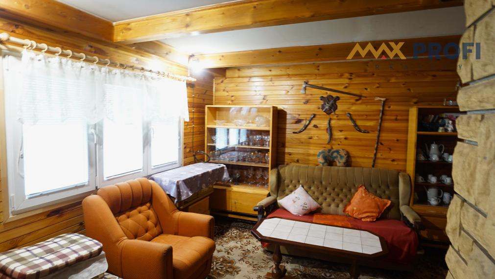 Predaj, malý domček  20m2 so záhradou 692m2, Martin, Stráne