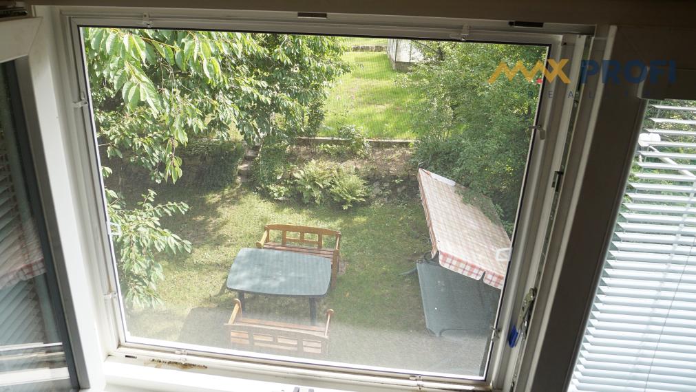 Predaj, malý domček  20m2 so záhradou 692m2, Martin, Stráne