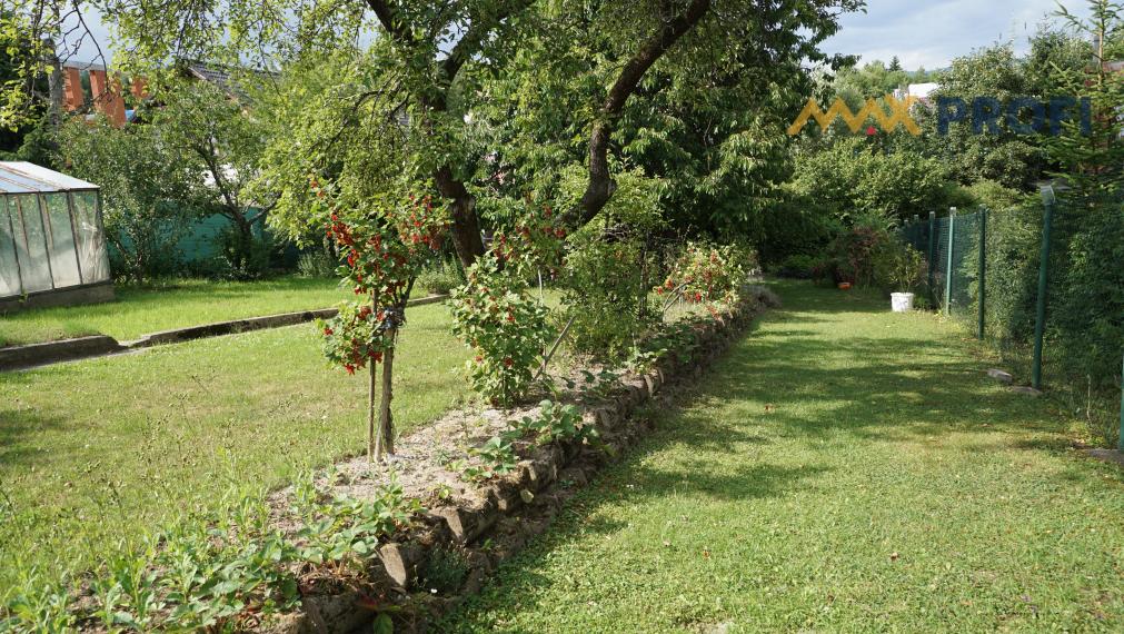 Predaj, malý domček  20m2 so záhradou 692m2, Martin, Stráne