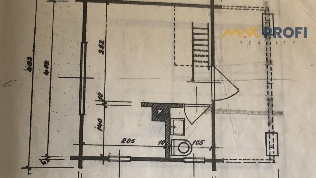 Predaj, malý domček  20m2 so záhradou 692m2, Martin, Stráne