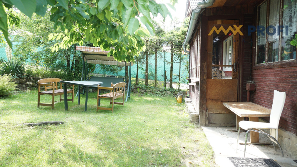 Celoročne obývateľná chatka pri potôčiku, Martin