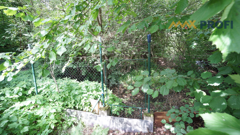 Celoročne obývateľná chatka pri potôčiku, Martin