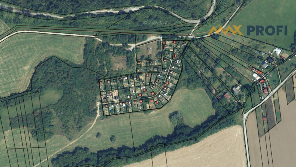 Záhradná chatka s výhľadom a nízkymi nákladmi, záhrada 339m2, Martin