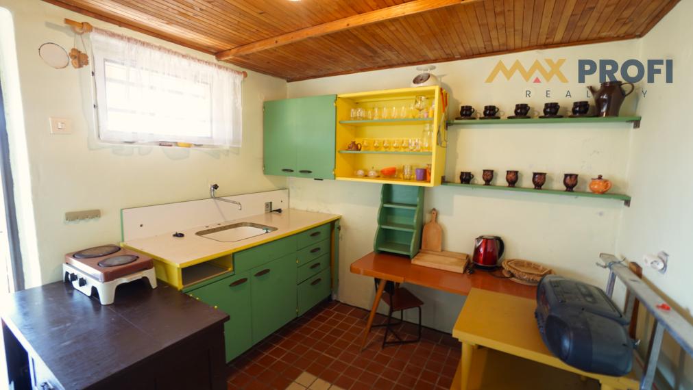 Záhradná chatka s výhľadom a nízkymi nákladmi, záhrada 339m2, Martin