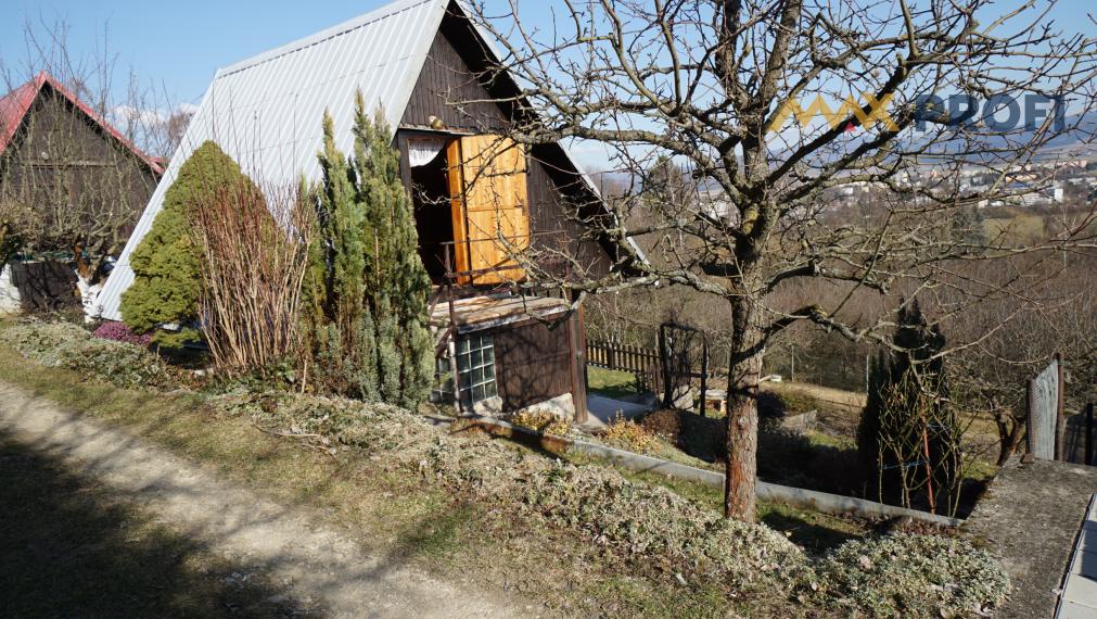 Záhradná chatka s výhľadom a nízkymi nákladmi, záhrada 339m2, Martin