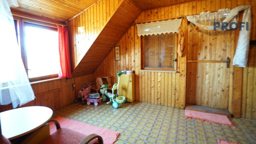 Záhradná chatka s výhľadom a nízkymi nákladmi, záhrada 339m2, Martin