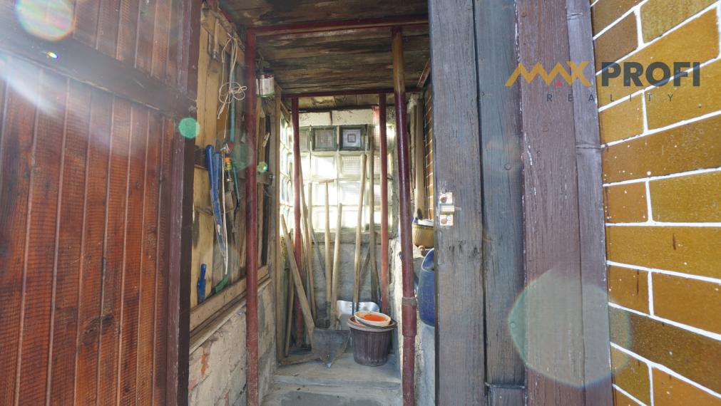 Záhradná chatka s výhľadom a nízkymi nákladmi, záhrada 339m2, Martin