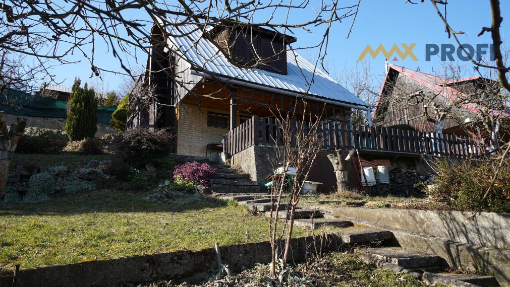 Záhradná chatka s výhľadom a nízkymi nákladmi, záhrada 339m2, Martin