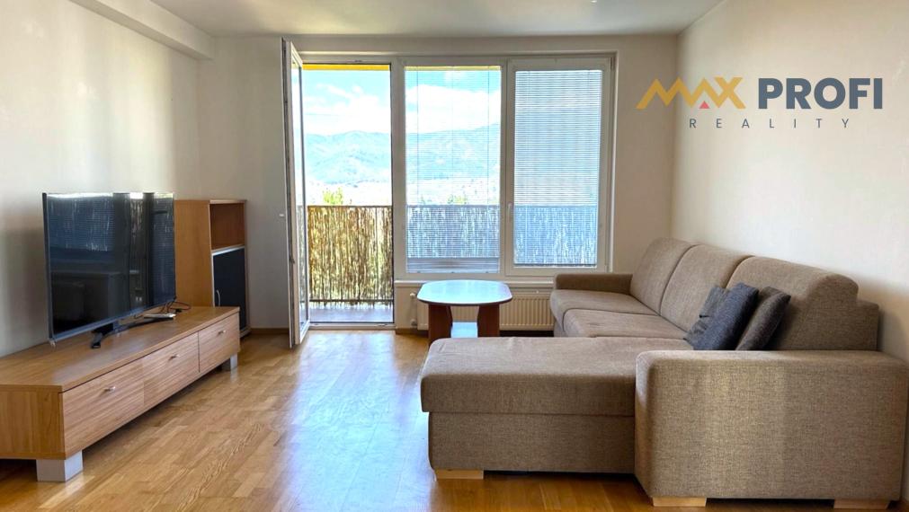 PRENÁJOM | 2-izbový byt, 66m2, loggia s výhľadom, 2 parkovacie miesta | Martin – Ľadoveň