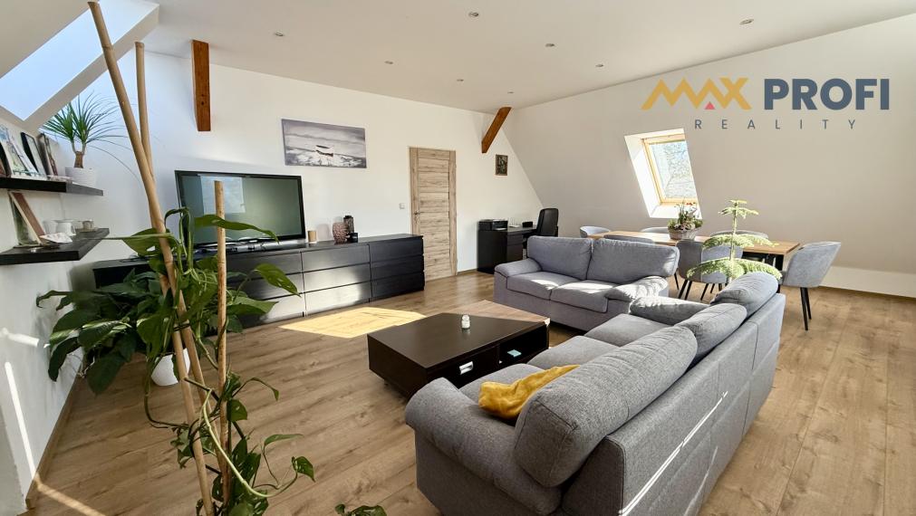 Prenájom, 3 izbový byt 137m2 so záhradou - Martin, širšie centrum