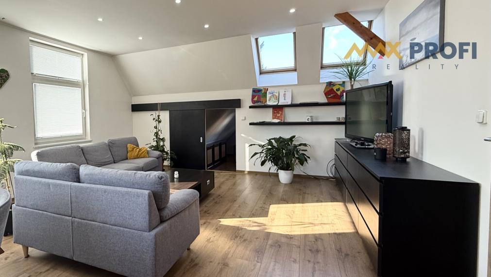 Prenájom, 3 izbový byt 137m2 so záhradou - Martin, širšie centrum