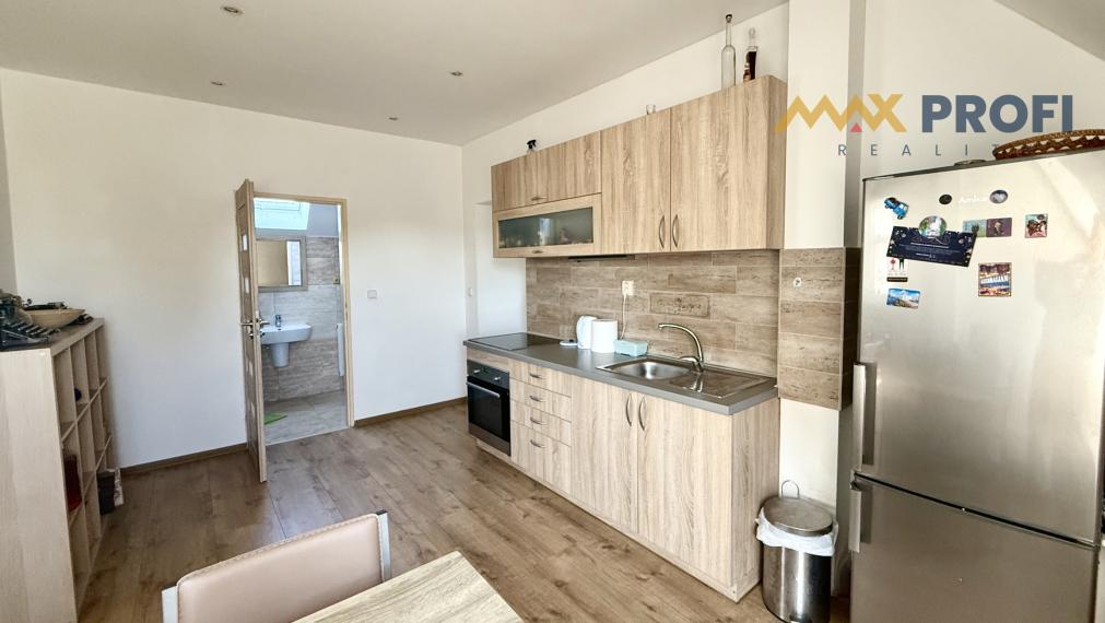 Prenájom, 3 izbový byt 137m2 so záhradou - Martin, širšie centrum