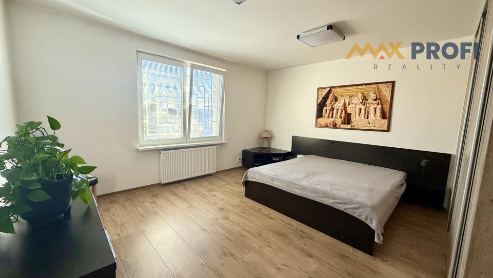 Prenájom, 3 izbový byt 137m2 so záhradou - Martin, širšie centrum