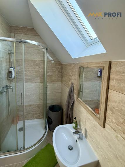 Prenájom, 3 izbový byt 137m2 so záhradou - Martin, širšie centrum