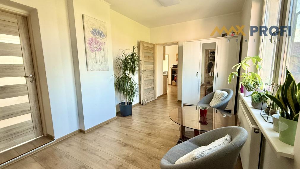 Prenájom, 3 izbový byt 137m2 so záhradou - Martin, širšie centrum