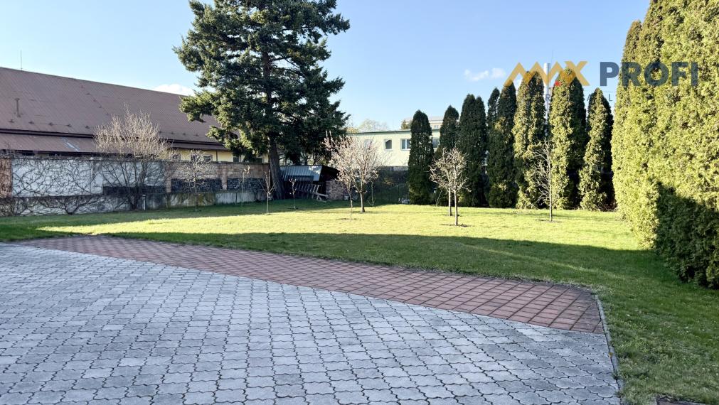 Prenájom, 3 izbový byt 137m2 so záhradou - Martin, širšie centrum