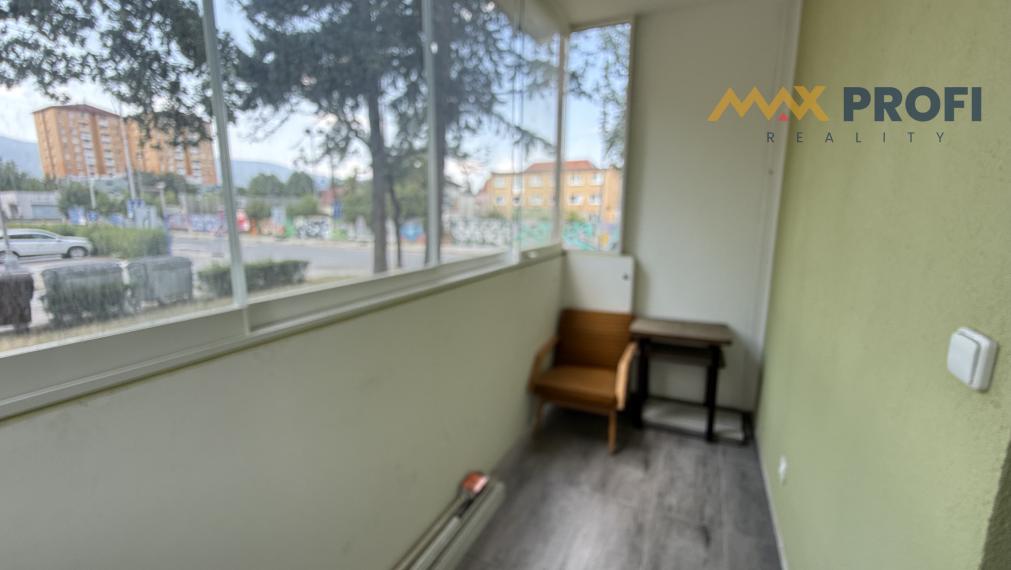 Prenájom, 1 izb. byt 30m2 s veľkou loggiou 6m2, Martin - širšie centrum