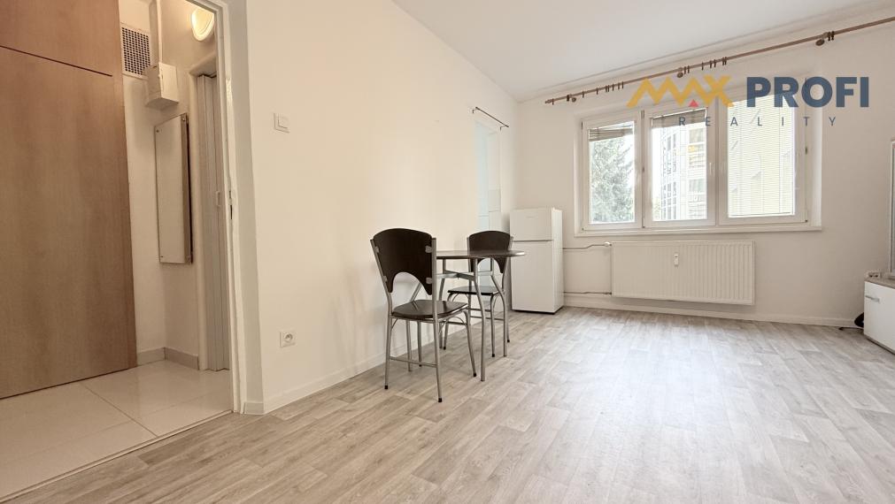 Na prenájom, 1 izb. byt 30m2, loggia 6m2, Martin - širšie centrum