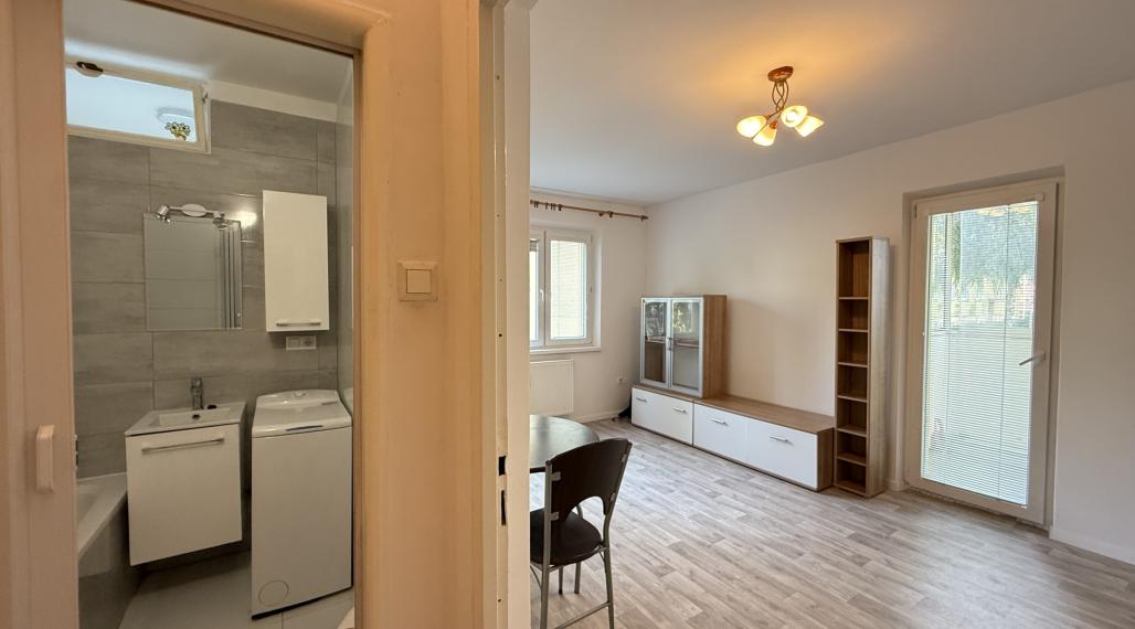Na prenájom, 1 izb. byt 30m2, loggia 6m2, Martin - širšie centrum