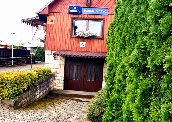 Na predaj , podnikateľský objekt, vidiecky dom,  Žabokreky, Martin