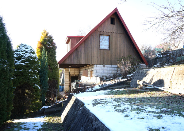 Na predaj, chatka so záhradou 373m2, Martin, časť Hrby