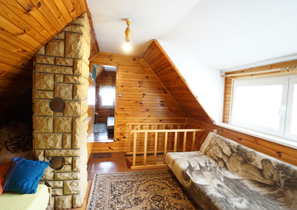 Na predaj, chata so súpisným číslom, pozemok 692m2,  Martin