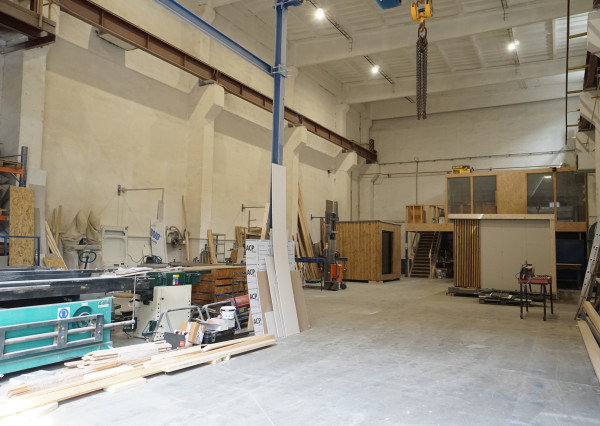 Na prenájom, Ideálny priestor pre vašu firmu - vykurovaná univerzálna hala – Martin, 388m2