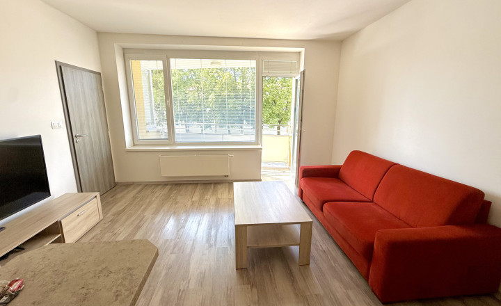 Na prenájom 2 izbový byt, 47  m2  s  loggiou a parkovacím miestom, Martin - Priekopa. - fotografia 1