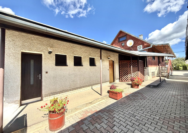 PREDAJ, komerčný objekt pri Martine | 240 m² + 676 m² POZEMOK | Žabokreky, Martin