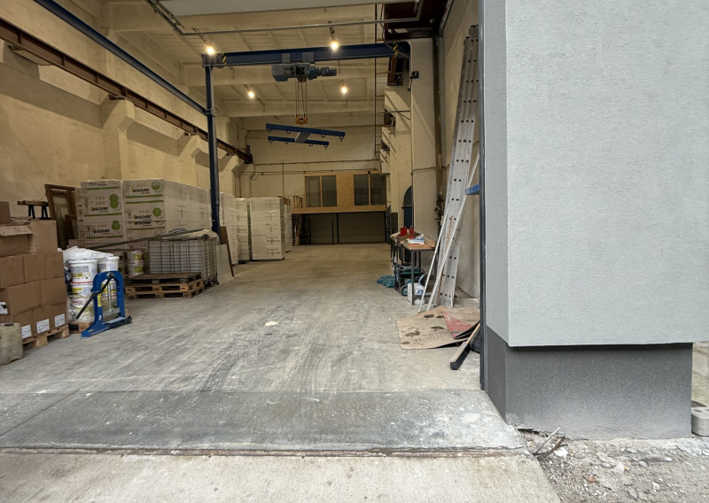 Prenájom, univerzálna hala, 100m2-400m2 – Martin